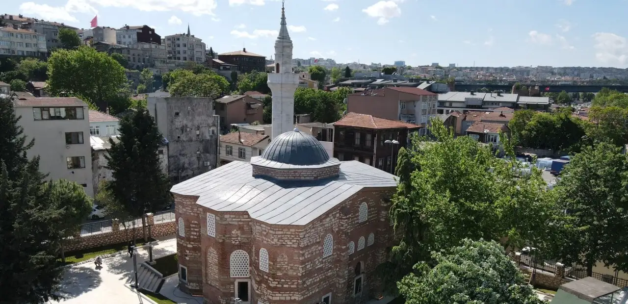 Atik Mustafa Paşa (Hz. Cabir) Camii