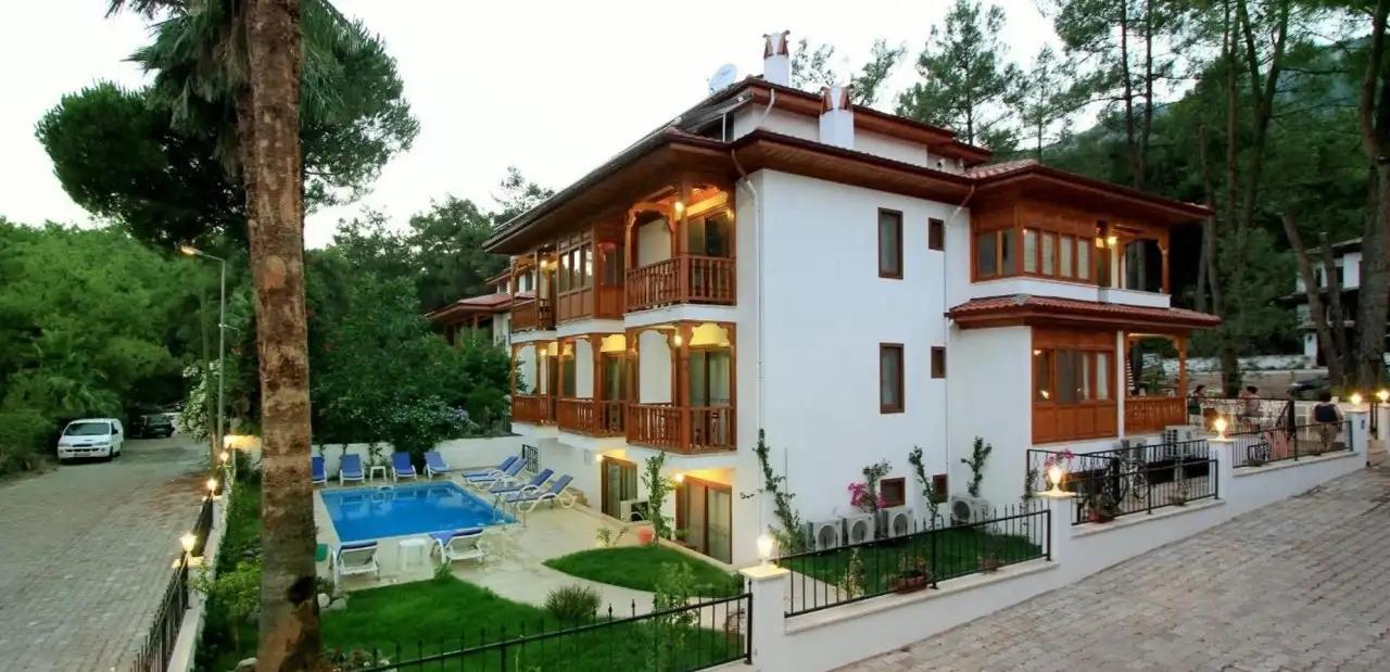 Ayka Otel