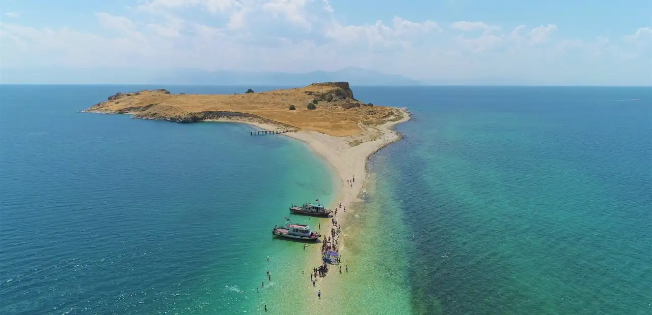 Çarpanak Adası