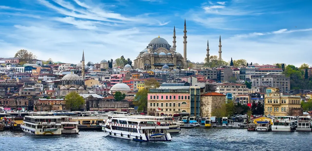 Eminönü ve Sirkeci Gezilecek Yerler: 17 Gezilecek Yer Önerisi