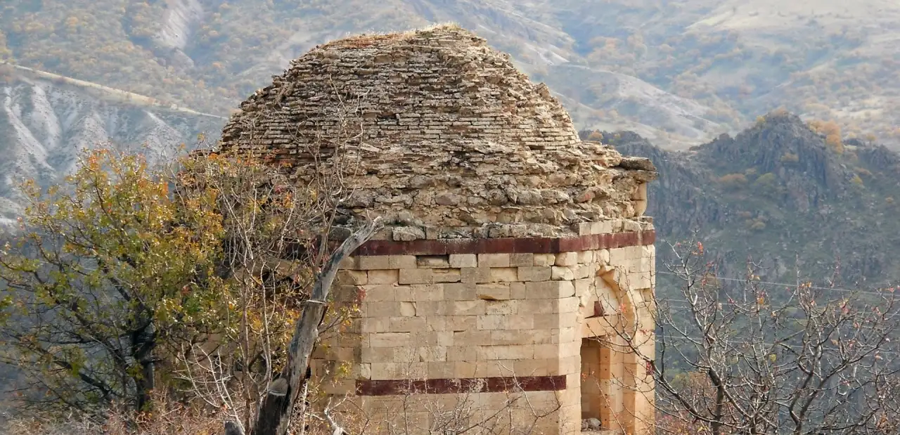 Ferruh Şad Bey Türbesi