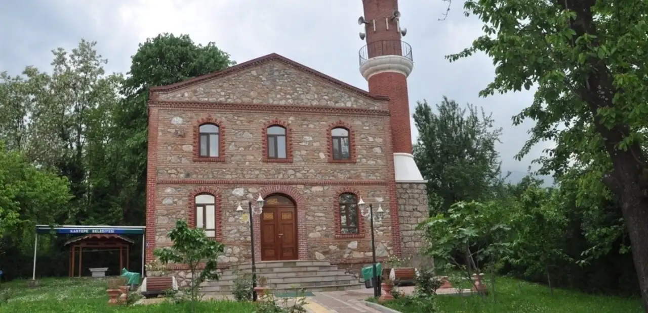 Hikmetiye Camii