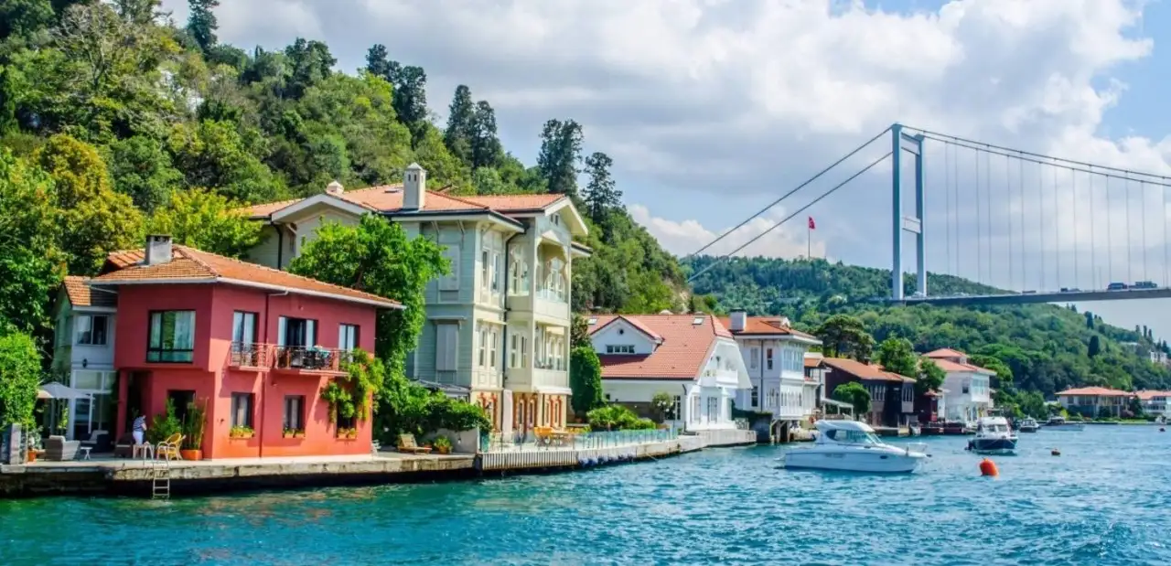 İstanbul'un Boğaz Semtleri: Boğaziçi’nin Güzeller Güzeli 32 Semti