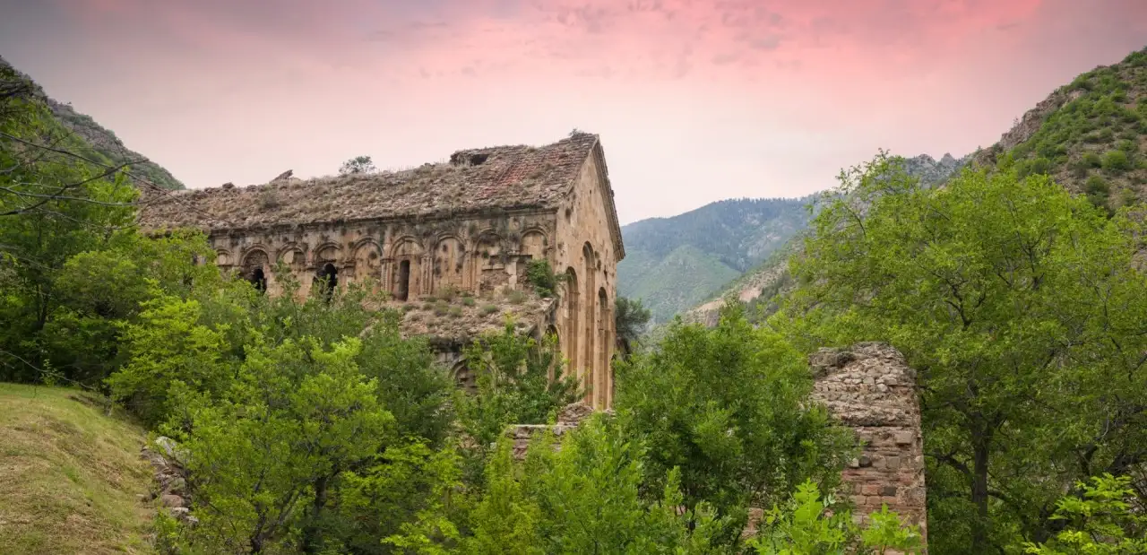 Okhta Ecclesia (Dört Kilise/Tekkale) Manastırı