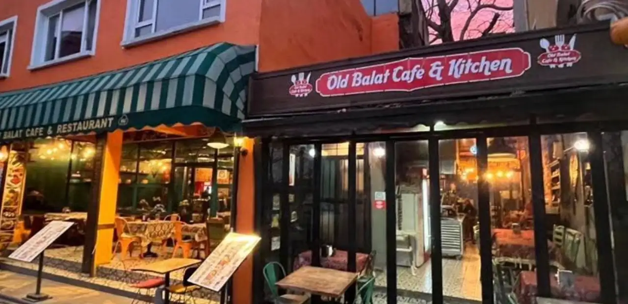 Old Balat Cafe Kitchen