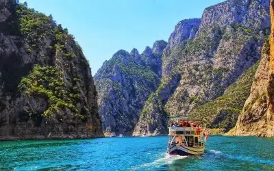 Şahinkaya Kanyonu