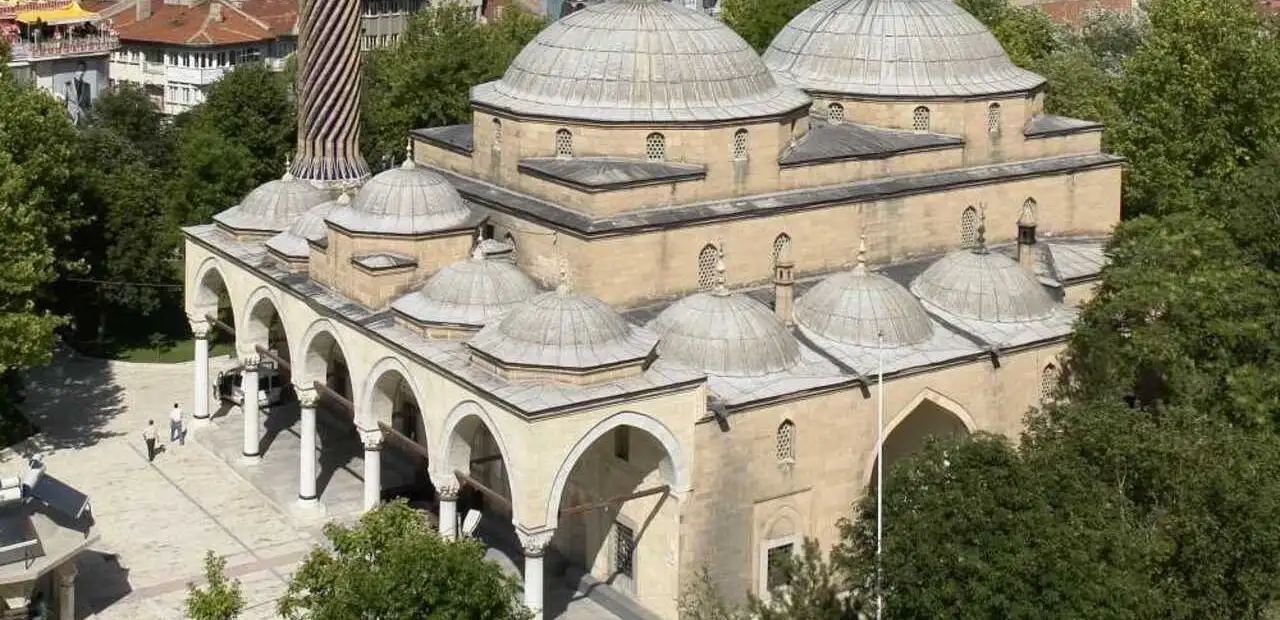 Taş Medrese