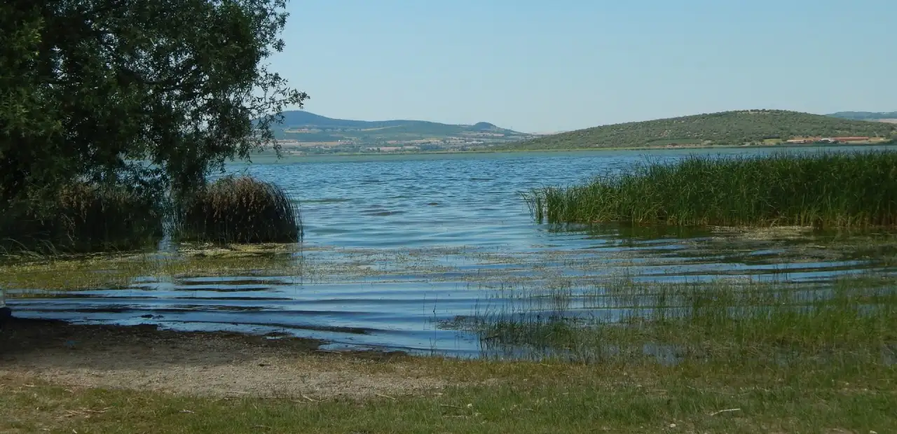 Uluabat Gölü